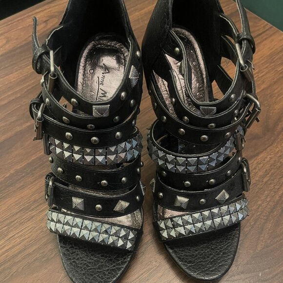 Anne Michelle Maneater Studded High Heels Black Stilettos Club Edgy Stud Sandal - Picture 4 of 7